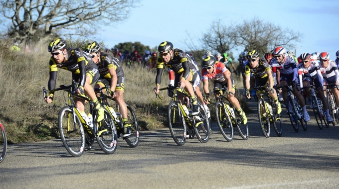 A travers La Flandres : course maintenue
