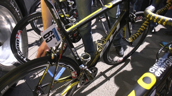Le contrôle des vélos par l'UCI