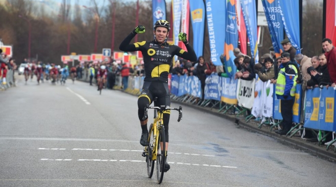Bessèges : victoire de calmejane
