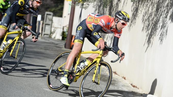 Bessèges E4 : Calmejane toujours leader