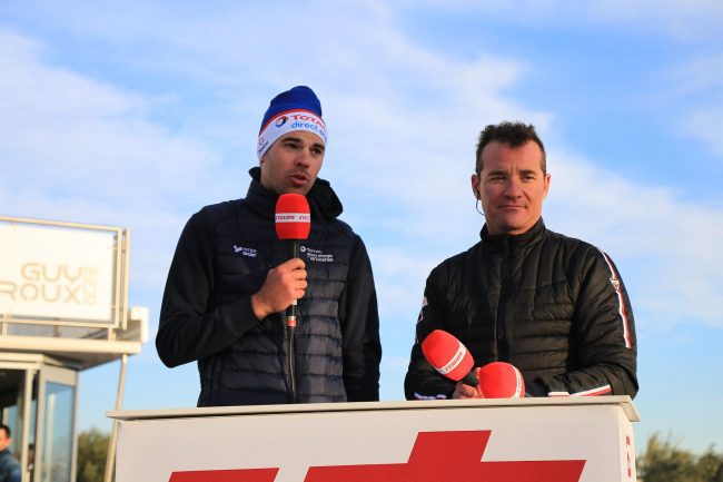 Lilian Calmejane sur le plateau de la chaîne l'Equipe