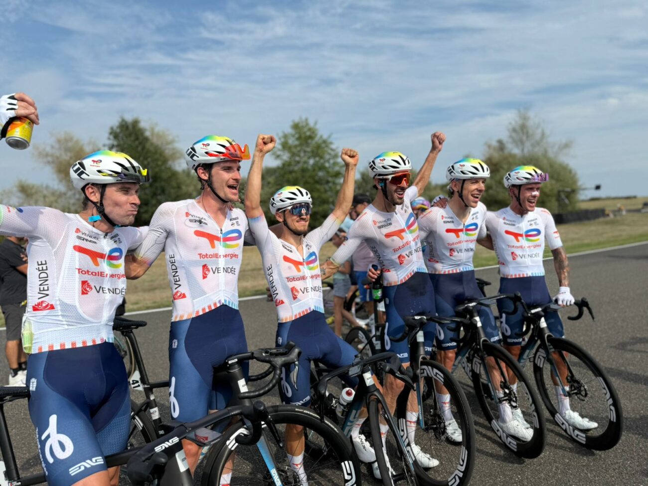 Tour Poitou-Charentes 2025 : un collectif conquérant et deux hommes en or