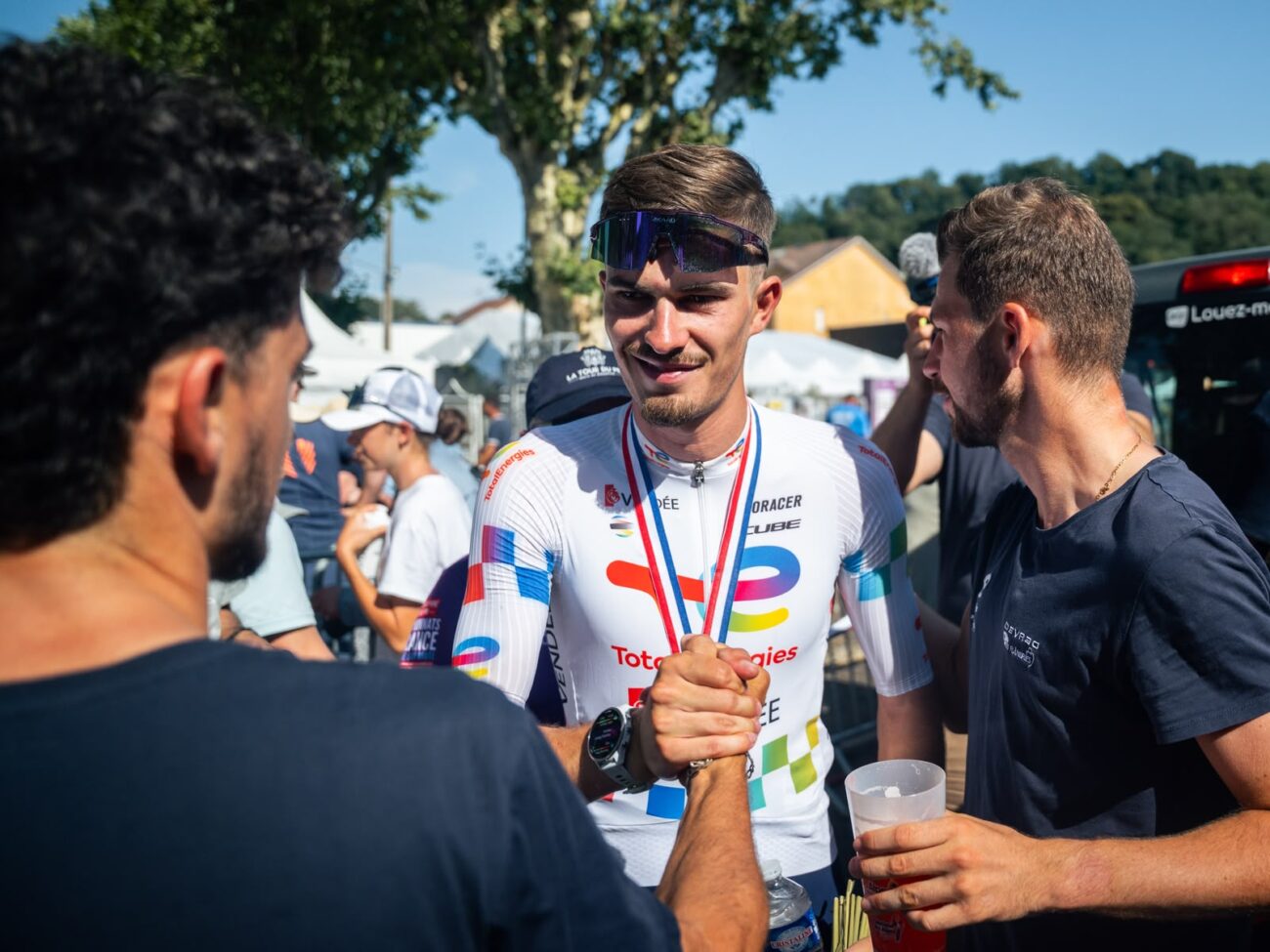 Joris Delbove’s third place, a national podium built on collective strength